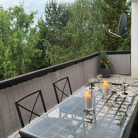 Apartament W Zielonej Okolicy Z Tarasem Kielce Exteriér fotografie