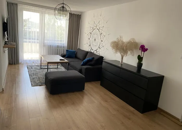 Apartament W Zielonej Okolicy Z Tarasem