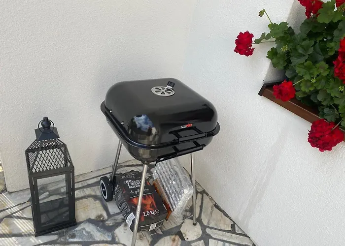 Apartament W Zielonej Okolicy Z Tarasem