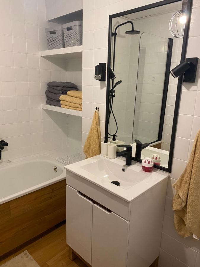 W Zielonej Okolicy Z Tarasem Apartment Kielce