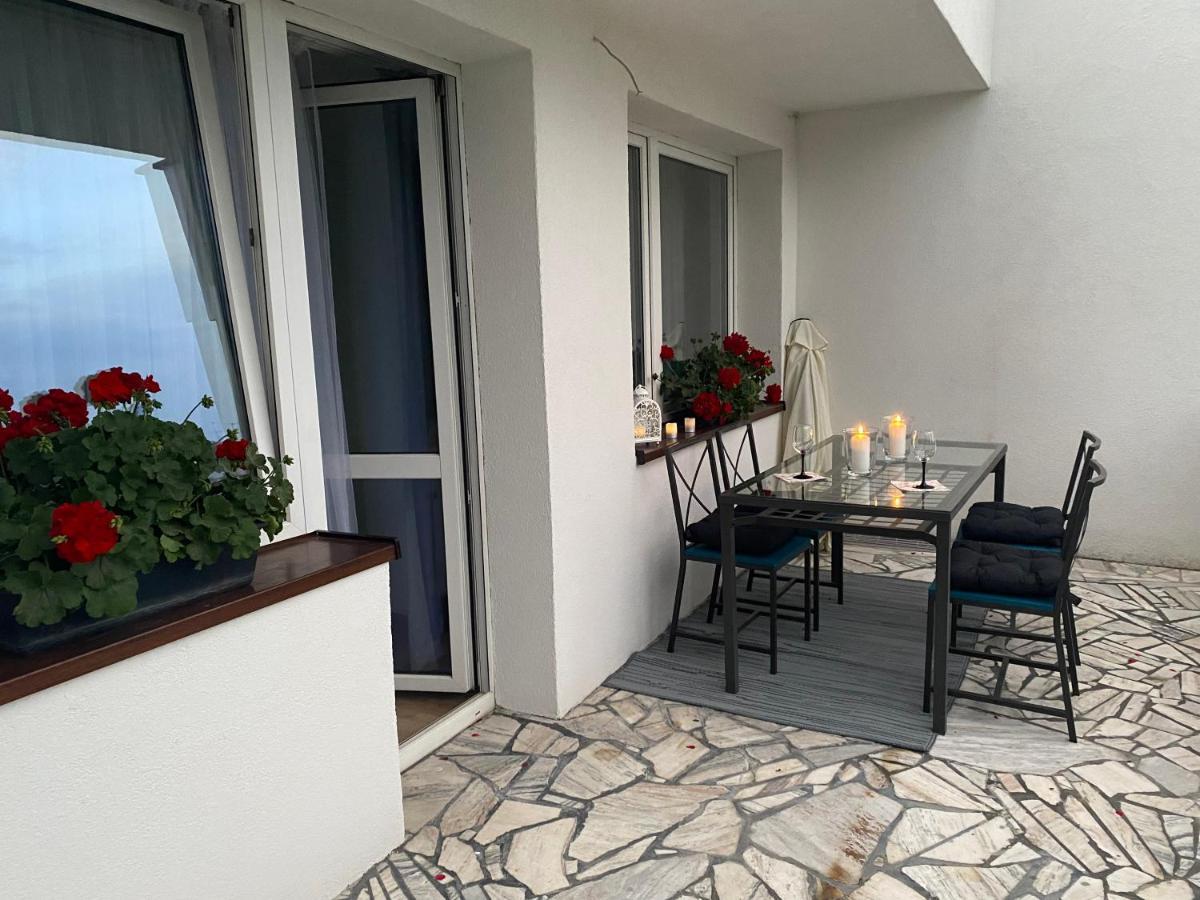 W Zielonej Okolicy Z Tarasem Apartment Kielce